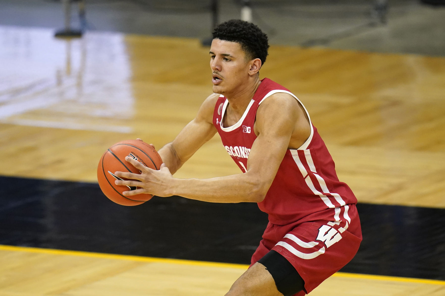 Wisconsin Iowa Basketball